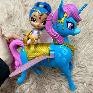 Shimmer & Shine Magical Zahracorn